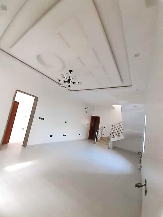 Bright, freshly finished living room in a Dozek Group home
